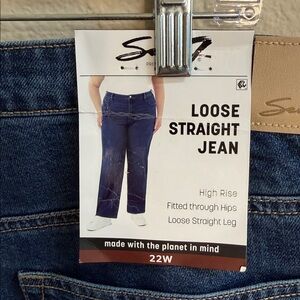 NWT Size 22W Seven7 Loose Straight Jean